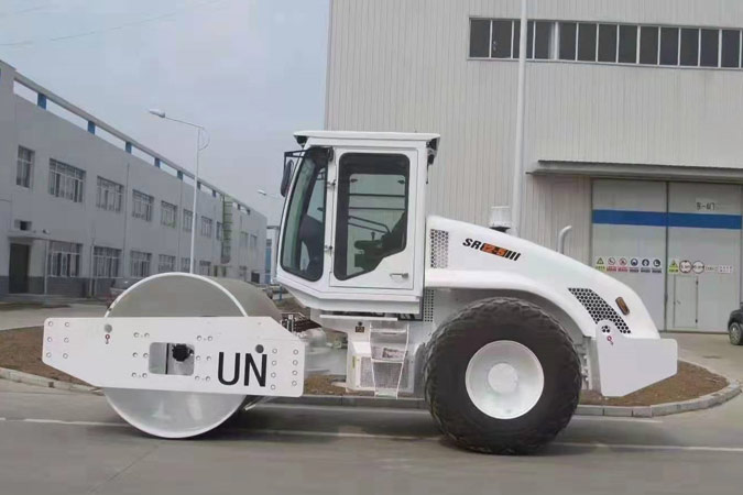 世界有我，山推助力聯合國維和任務。